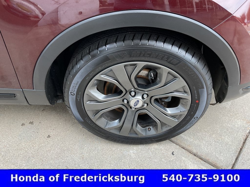 Used 2018 Ford Explorer Sport AWD/4WD image 12
