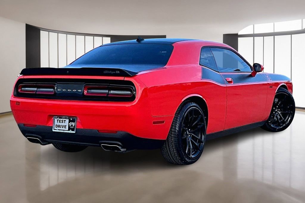 Used 2018 Dodge Challenger T/A image 2