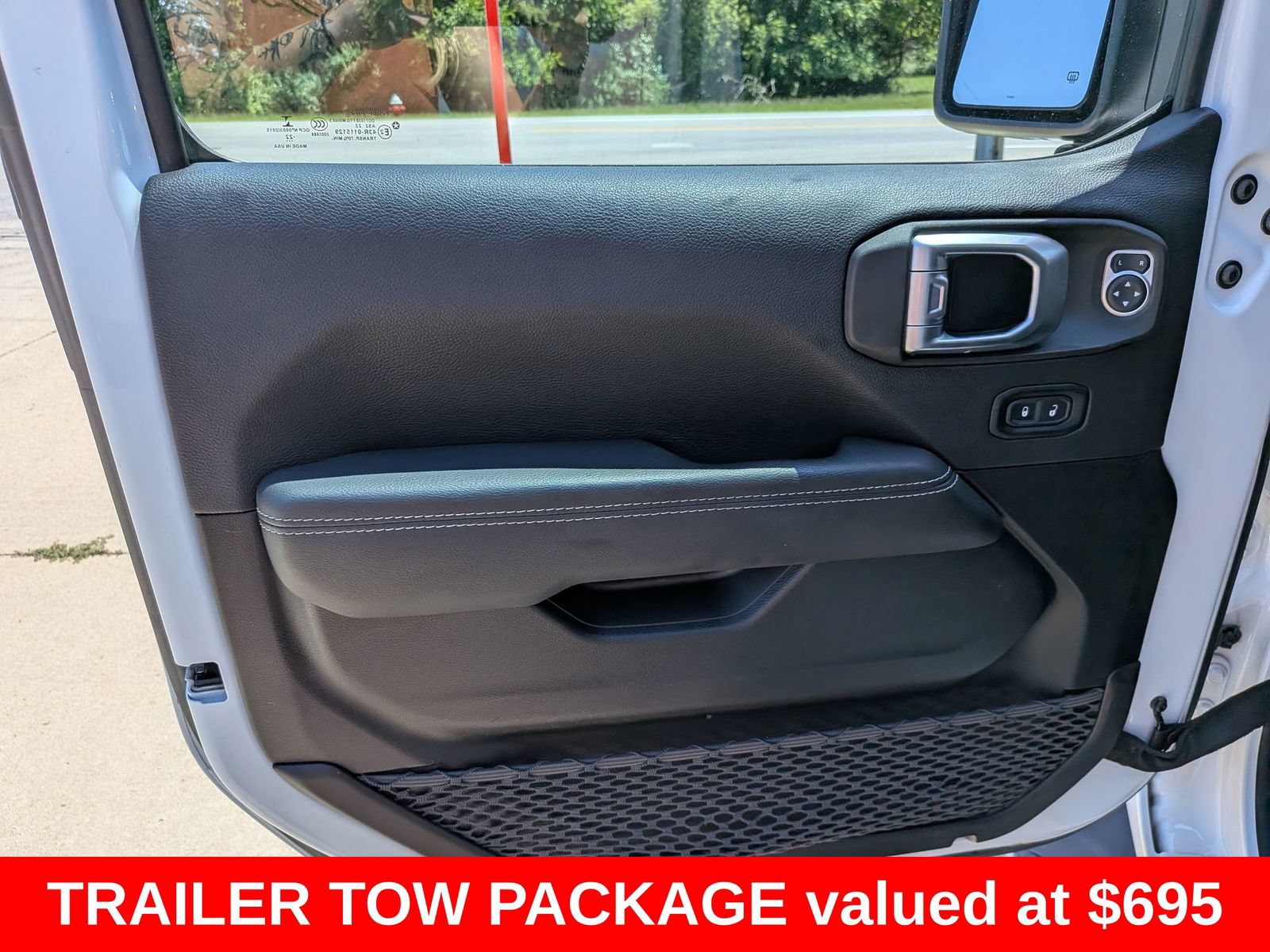 Used 2022 Jeep Gladiator Overland w/ Trailer Tow Package AWD/4WD image 26