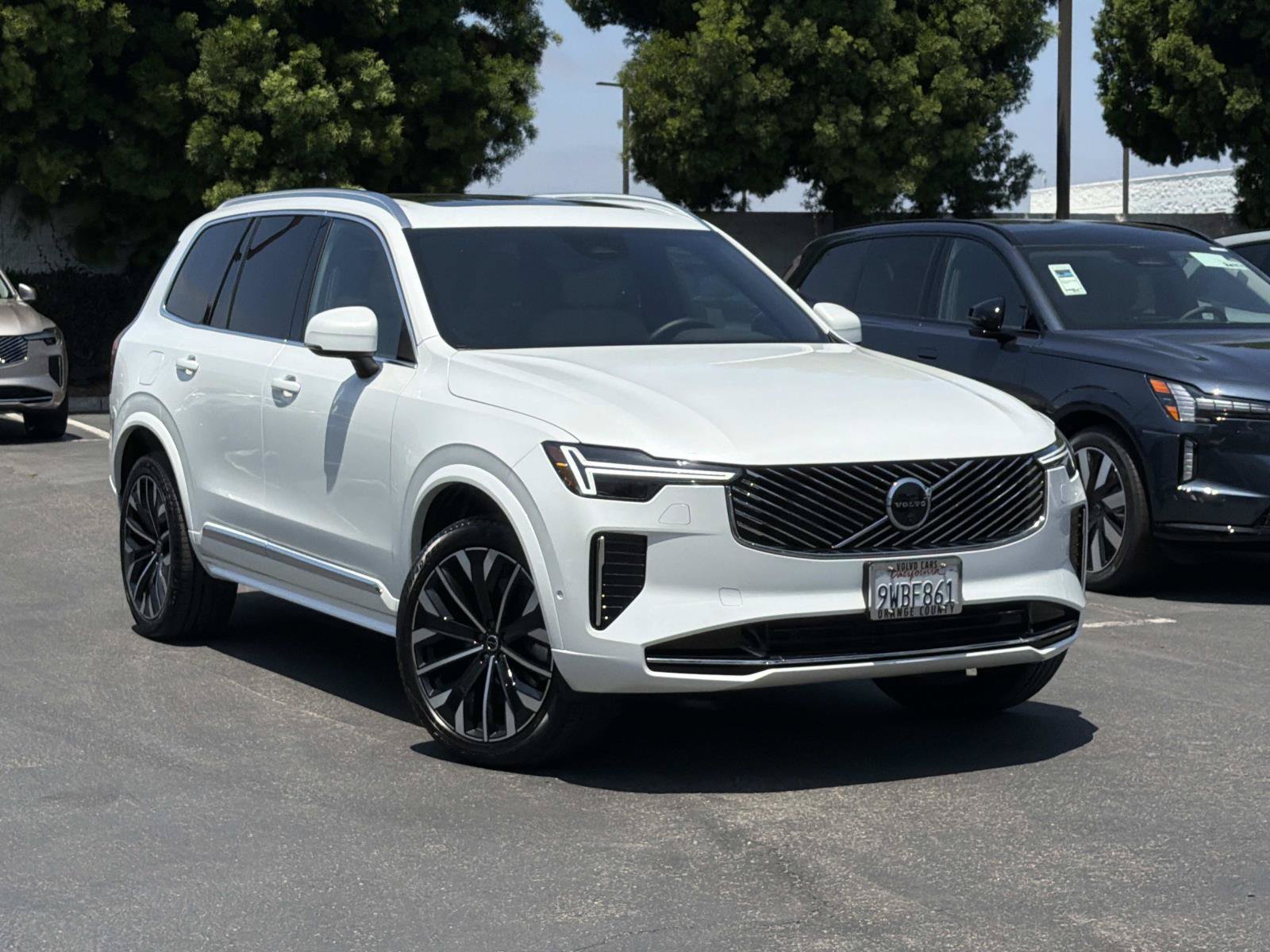 Used 2026 Volvo XC90 B6 Plus w/ Protection Package Premier AWD/4WD video 1