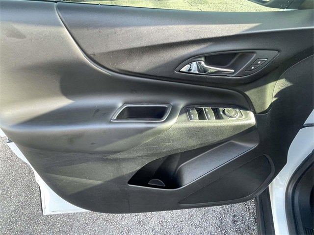 Used 2018 Chevrolet Equinox LT image 16