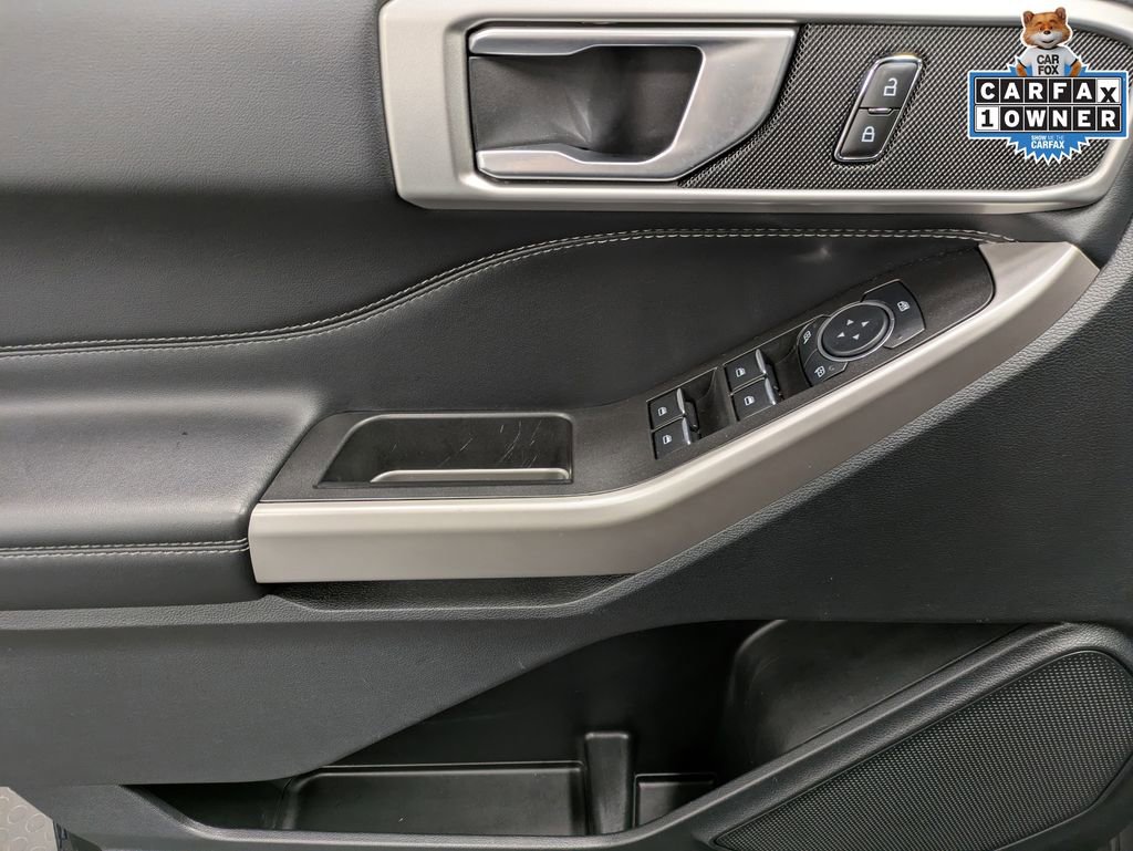 Used 2023 Ford Explorer XLT image 9