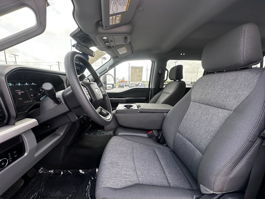 Used 2026 Ford F250 XL w/ STX Appearance Package AWD/4WD image 16