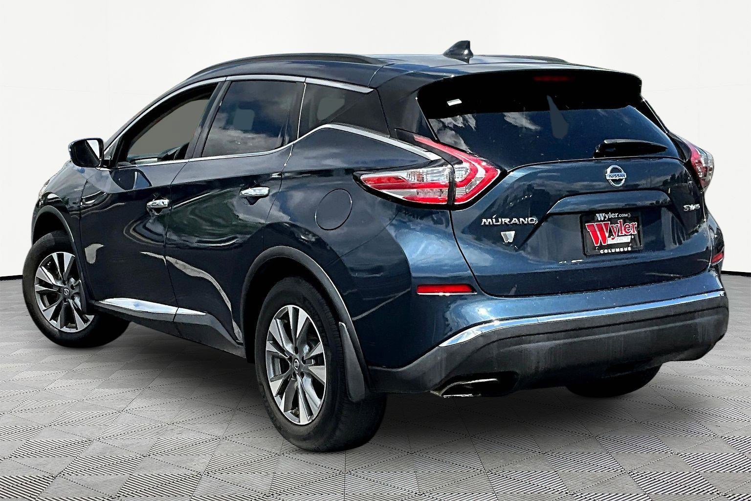 Used 2017 Nissan Murano S AWD/4WD image 3