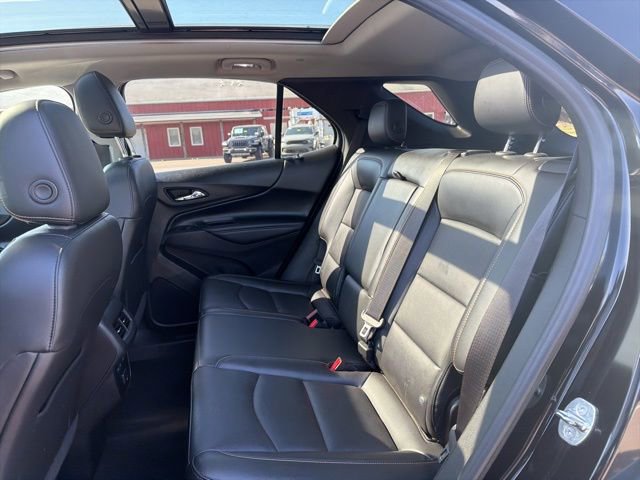 Used 2019 Chevrolet Equinox Premier w/ Premier True North Edition AWD/4WD image 10