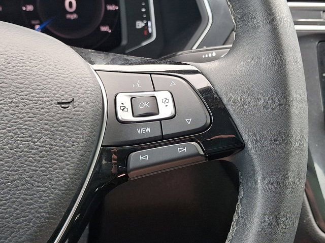 Certified 2020 Volkswagen Tiguan SEL w/ 3rd Row Seat Package image 28