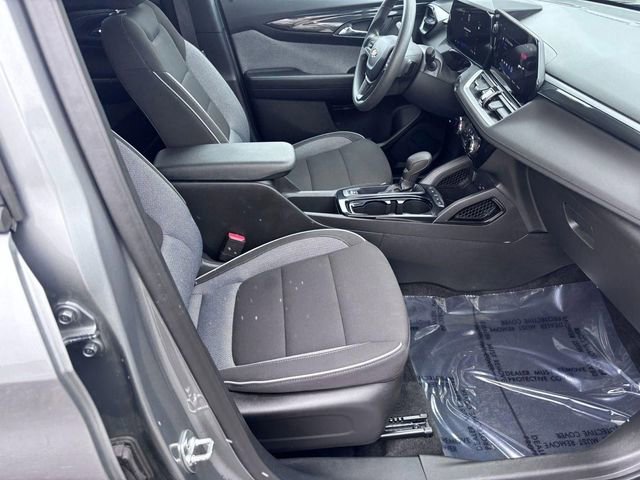Used 2025 Chevrolet TrailBlazer LT image 28