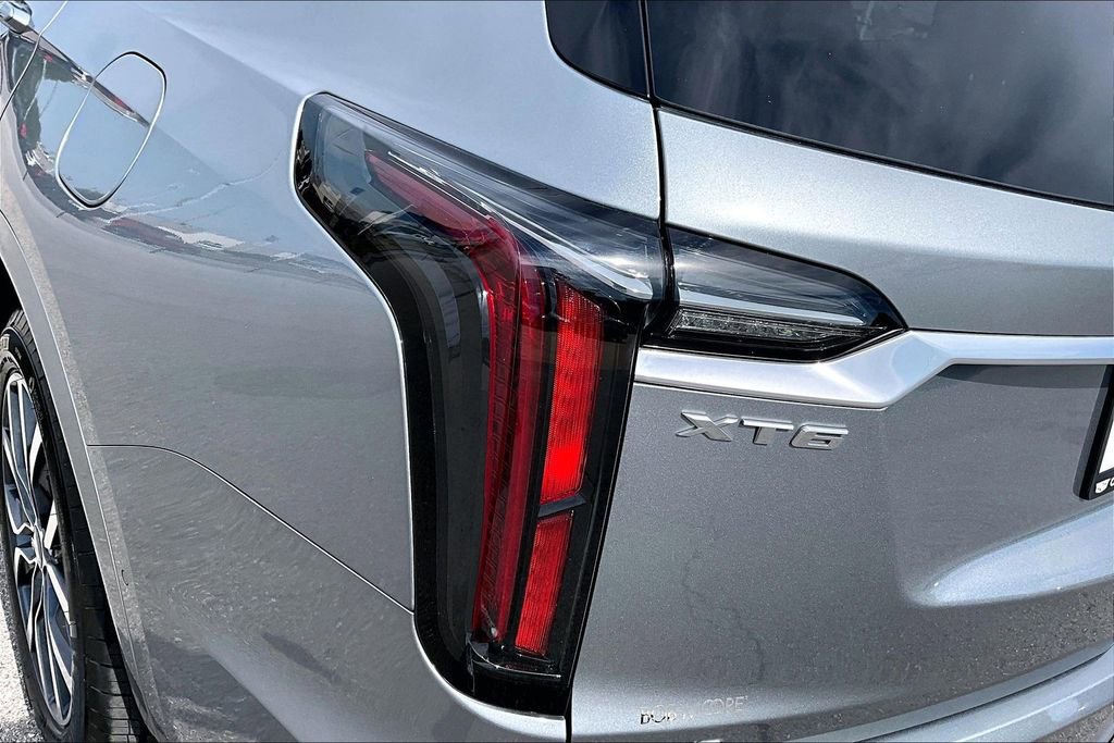 Used 2025 Cadillac XT6 Sport w/ Platinum Package AWD/4WD image 31
