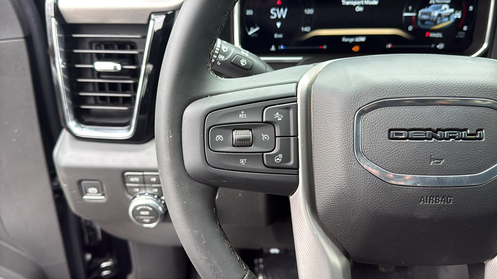 New 2026 GMC Sierra 3500 Denali w/ Denali Reserve Package image 11