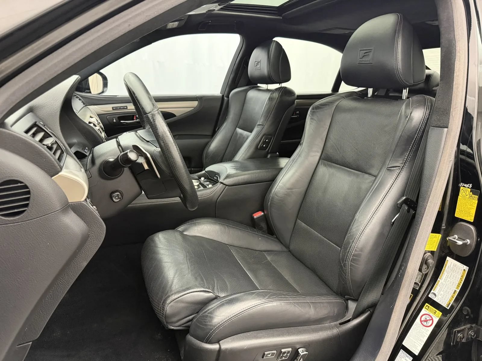 Used 2013 Lexus LS 460 AWD w/ F-Sport Pkg image 9