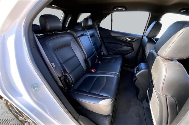 Used 2022 Chevrolet Equinox RS w/ RS Leather Package image 26