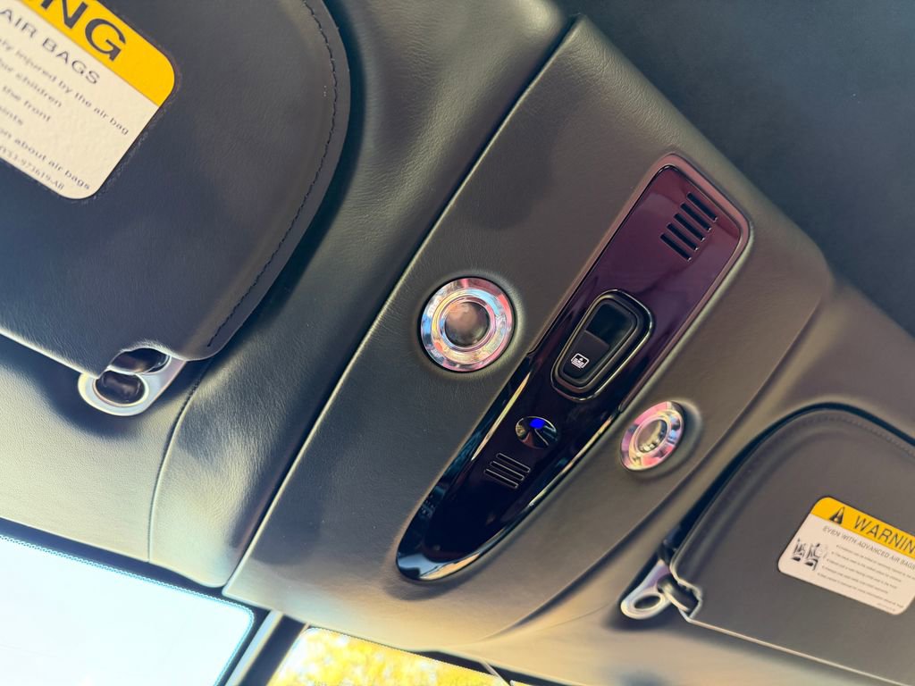 Used 2021 Aston Martin DBX image 37