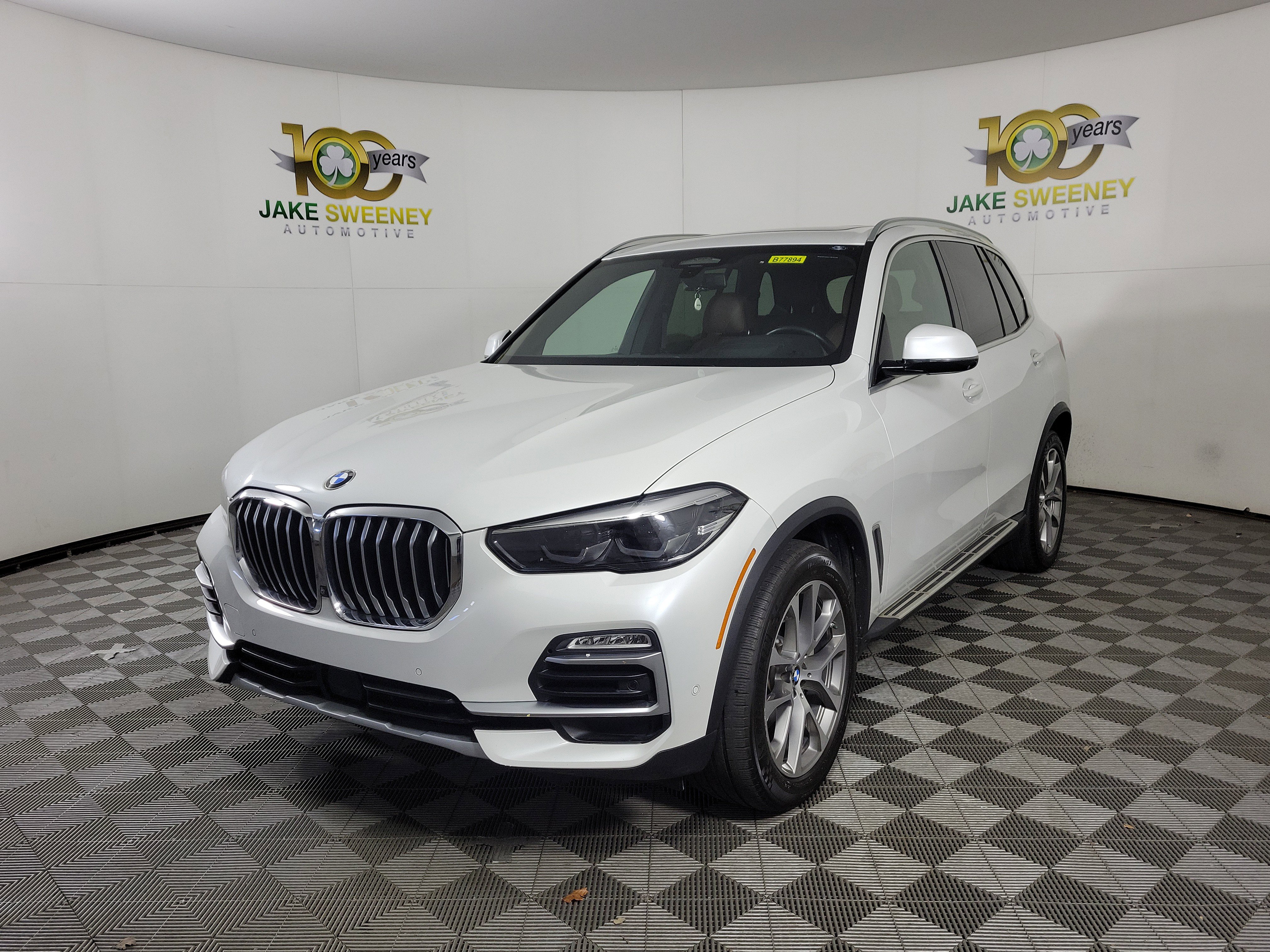 Used 2021 BMW X5 xDrive40i w/ Premium Package image 3