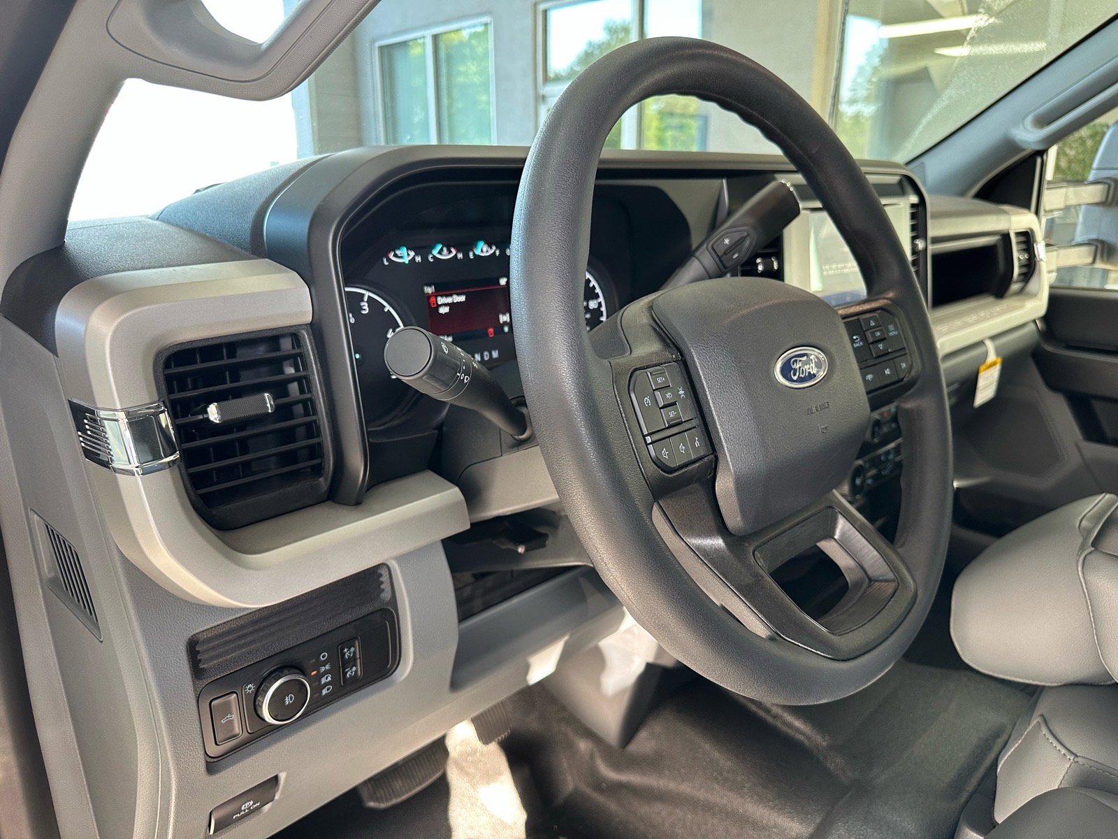 New 2026 Ford F450 XL w/ XL Chrome Package AWD/4WD image 17