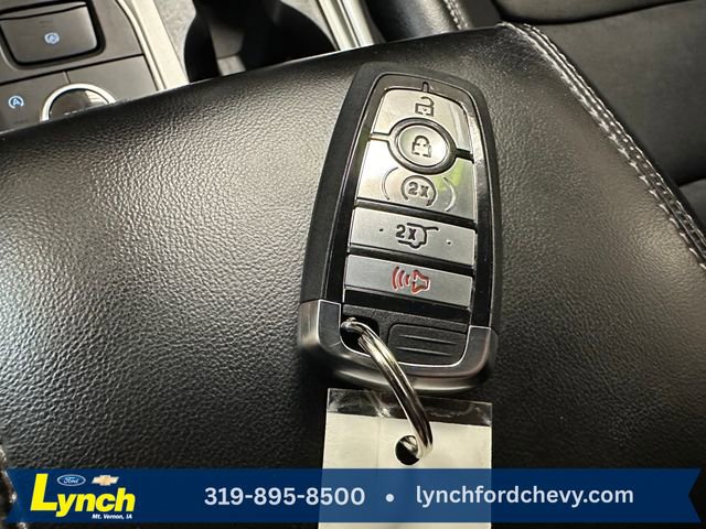 Used 2023 Ford Explorer Limited w/ Limited Technology Package image 16