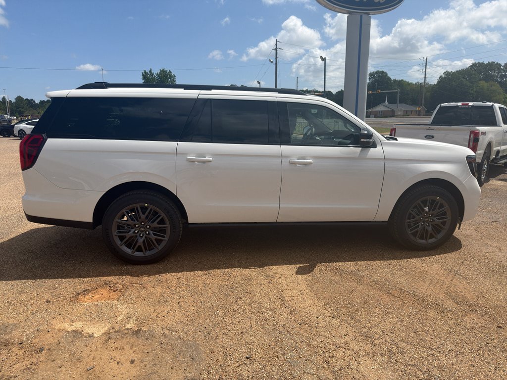 New 2027 Ford Expedition Max Platinum w/ Stealth Appearance Package AWD/4WD image 6