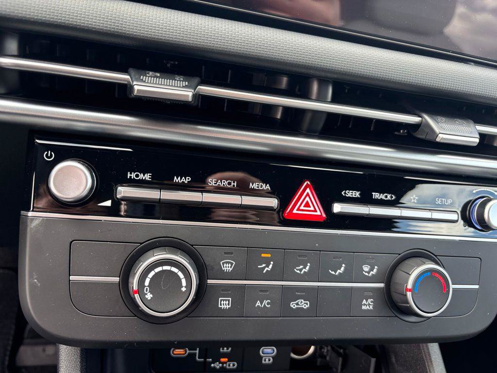 New 2027 Hyundai Santa Cruz SE AWD/4WD image 18