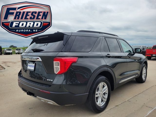 Used 2023 Ford Explorer XLT w/ Equipment Group 202A AWD/4WD image 7