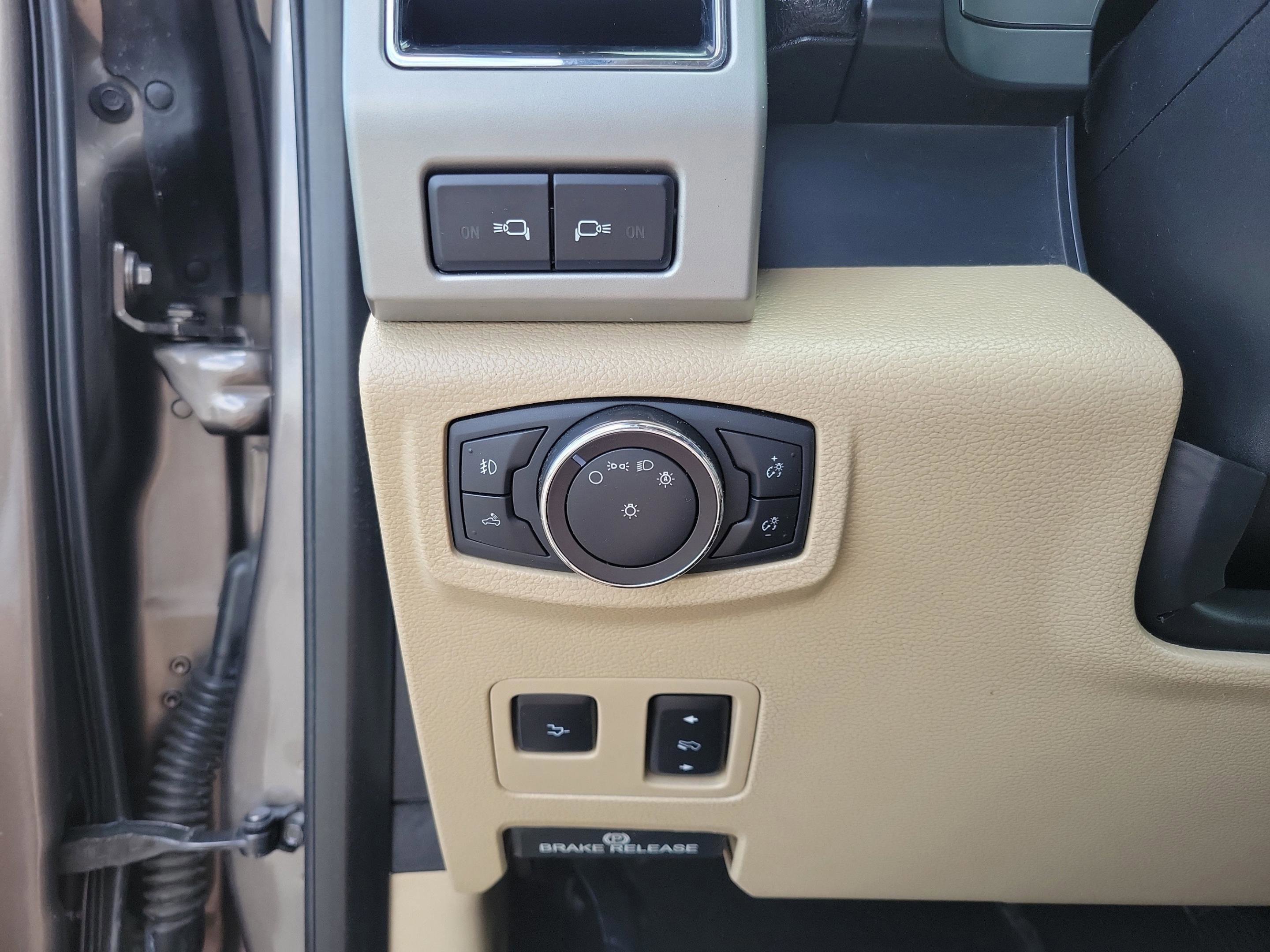 Used 2019 Ford F250 Lariat w/ Lariat Ultimate Package AWD/4WD image 19