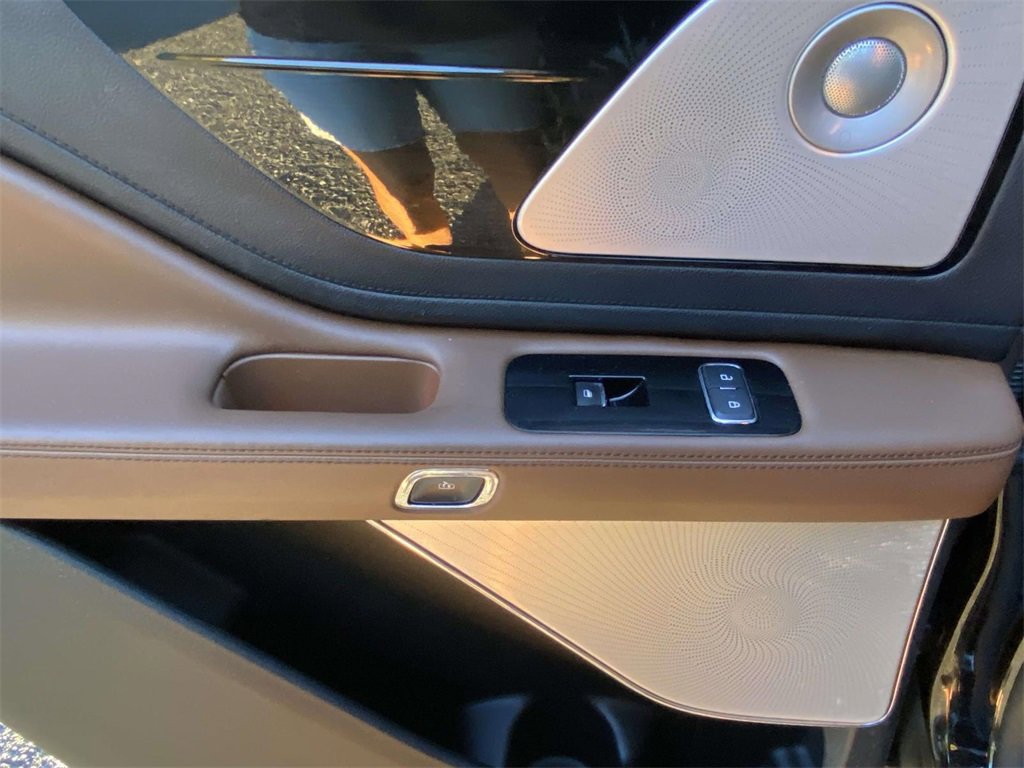 Used 2022 Lincoln Aviator Reserve w/ Equipment Group 201A image 14