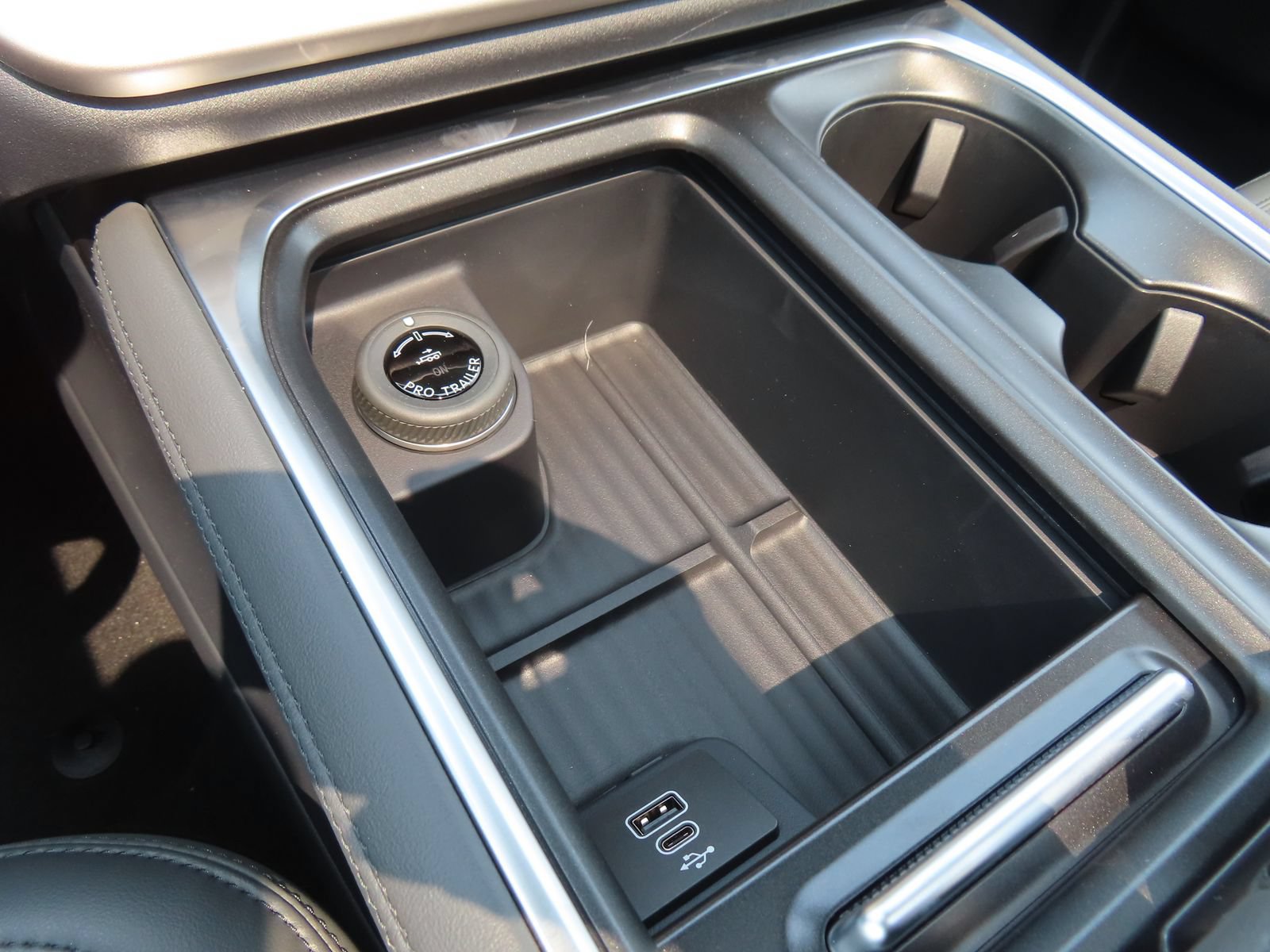New 2026 Ford Expedition Active AWD/4WD image 16