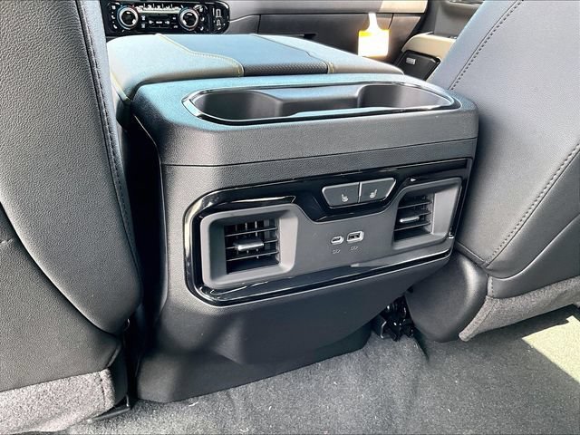 New 2026 Chevrolet Silverado 2500 ZR2 w/ LPO, Dark Essentials Package AWD/4WD image 17