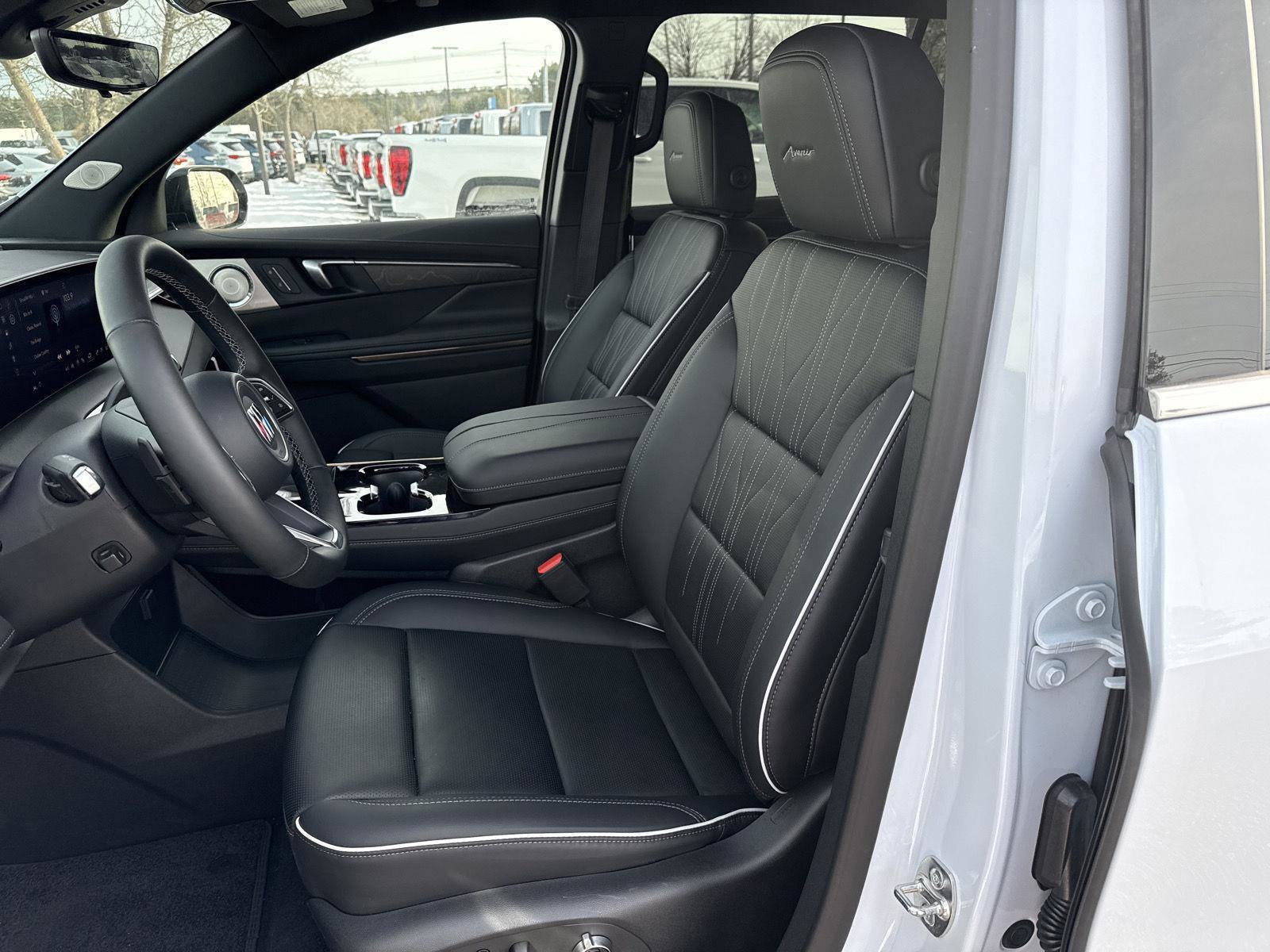 New 2026 Buick Enclave Avenir image 13