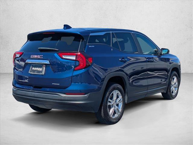 Used 2022 GMC Terrain SLE AWD/4WD image 5
