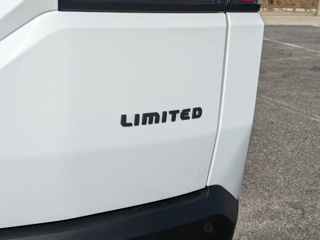 New 2026 Jeep Cherokee Limited image 25