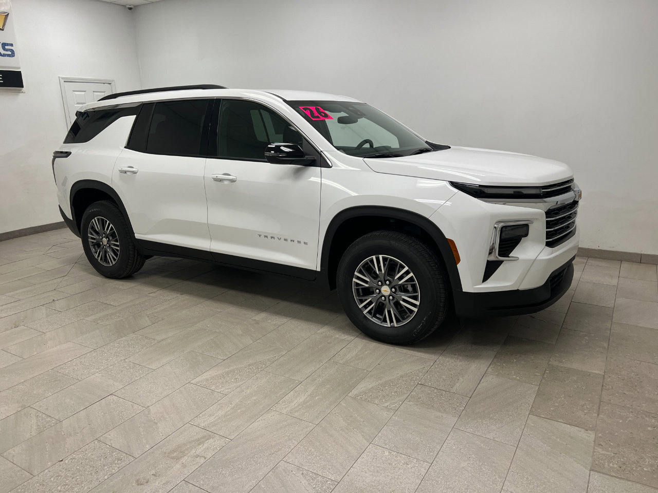 New 2026 Chevrolet Traverse LT image 6