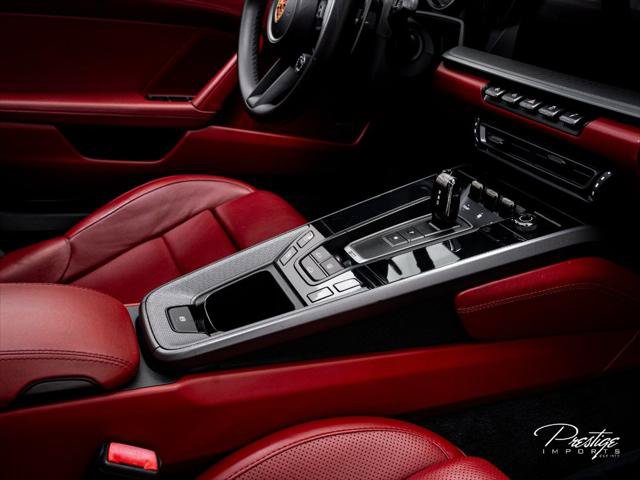 Used 2020 Porsche 911 Carrera S RWD image 40