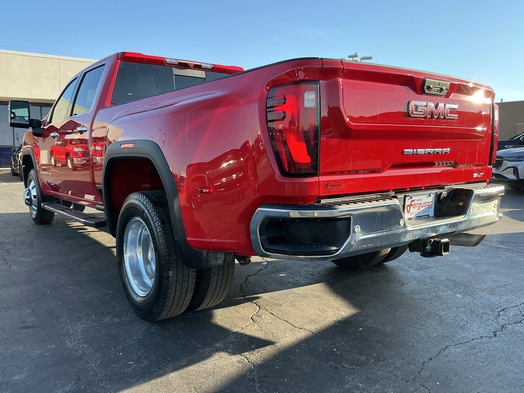 Used 2024 GMC Sierra 3500 SLT w/ SLT Convenience Package image 15