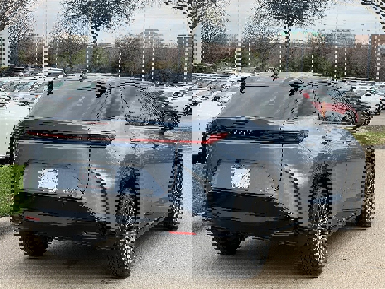 Used 2023 Lexus RZ 450e Premium w/ Accessory Package (Z1) image 4