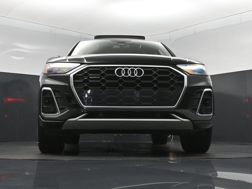 Used 2023 Audi Q5 2.0T Premium w/ Convenience Package AWD/4WD image 45