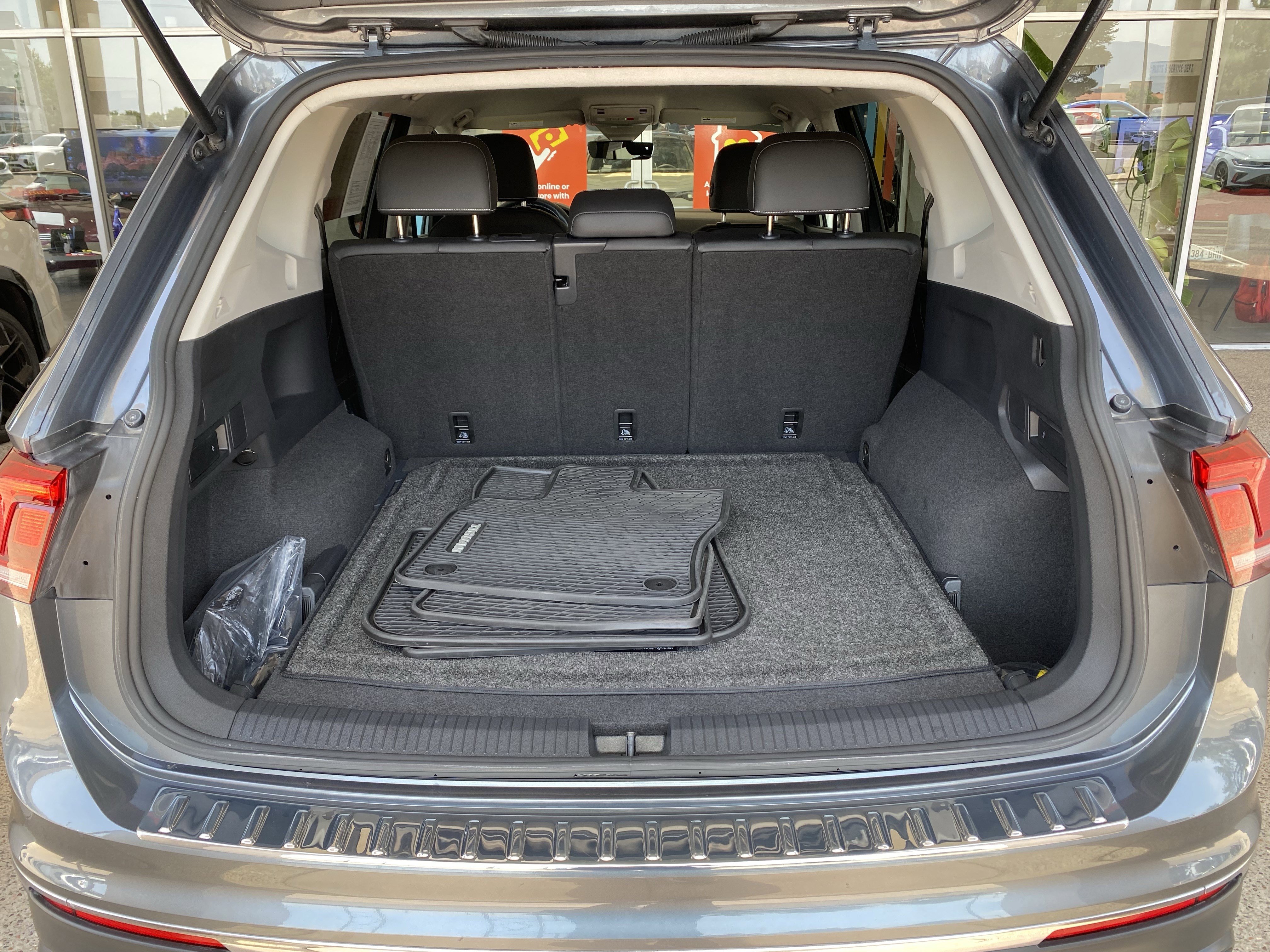 Certified 2023 Volkswagen Tiguan SE AWD/4WD image 15