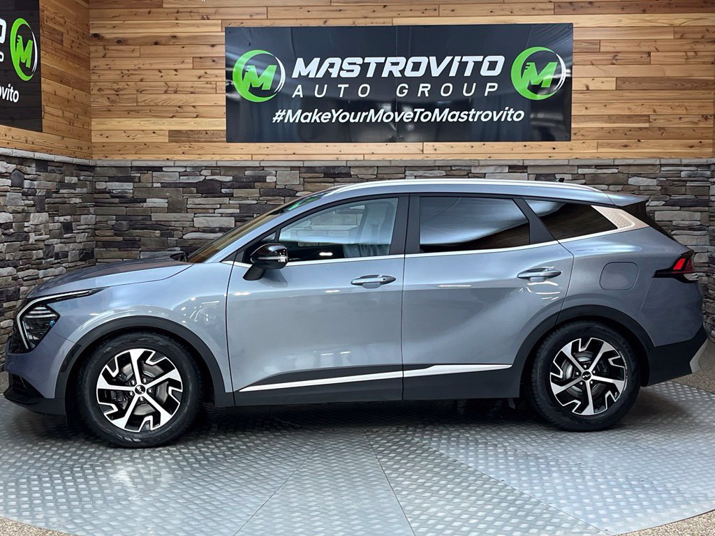 Used 2025 Kia Sportage EX AWD/4WD image 9