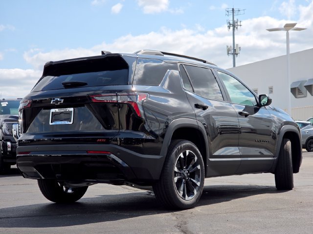 New 2026 Chevrolet Equinox RS w/ Convenience Package III FWD image 16