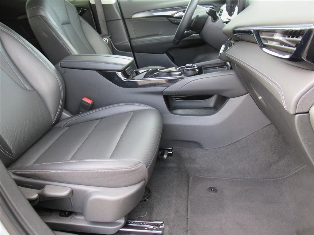 Used 2025 Buick Envision Preferred AWD/4WD image 10