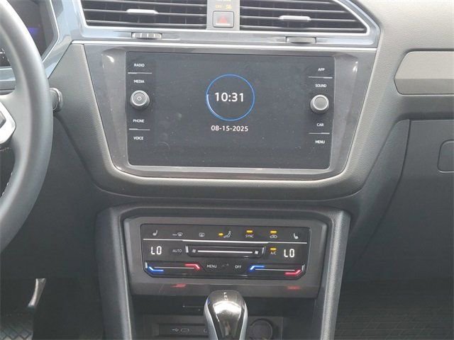 Used 2024 Volkswagen Tiguan Wolfsburg Edition image 22