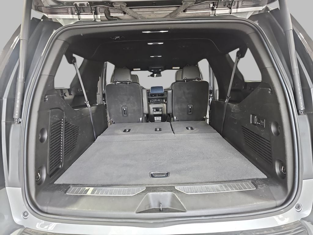 Certified 2023 Chevrolet Suburban Premier AWD/4WD image 18