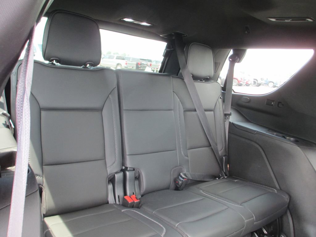 Used 2022 GMC Yukon Denali w/ Denali Ultimate Package AWD/4WD image 29