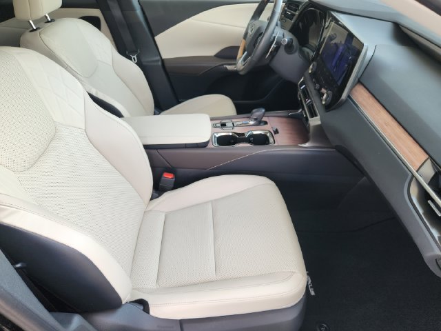 Used 2024 Lexus RX 350 Premium w/ Accessory Package (Z1) FWD image 11