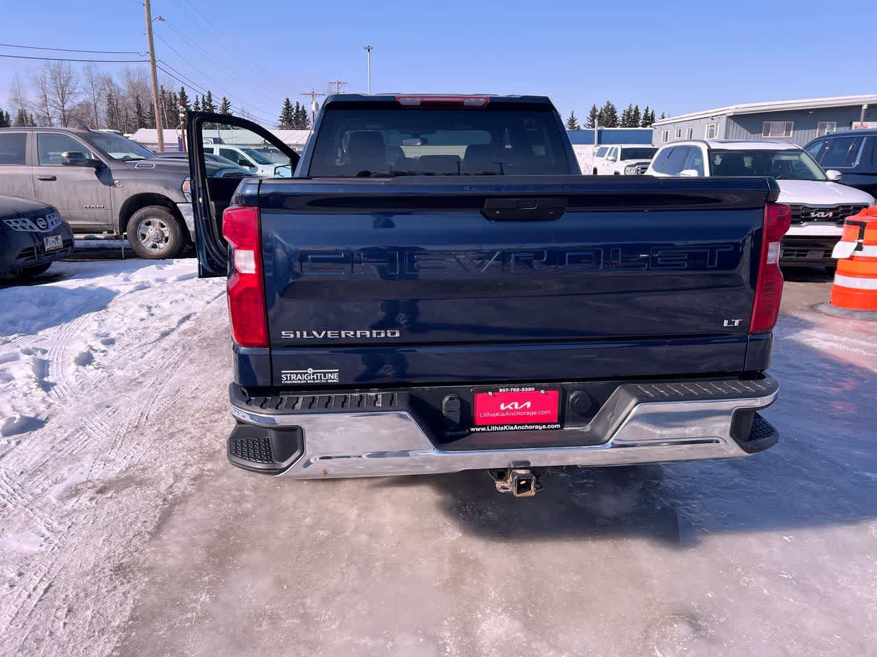 Used 2021 Chevrolet Silverado 1500 LT w/ Bed Protection Package AWD/4WD image 26