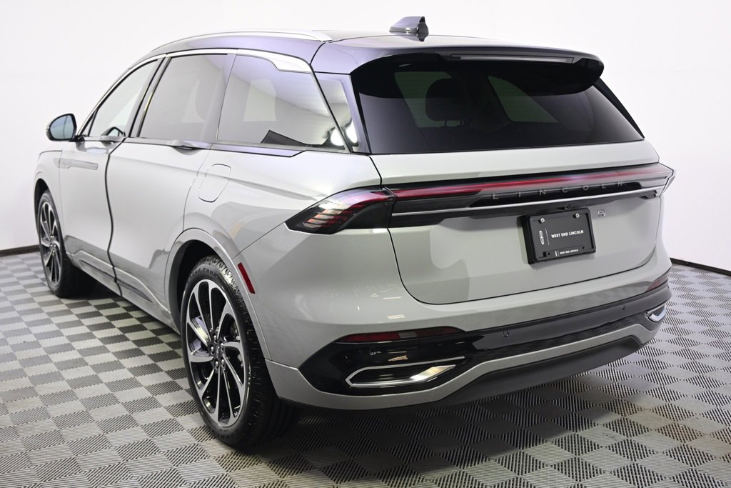 New 2026 Lincoln Nautilus Black Label image 3