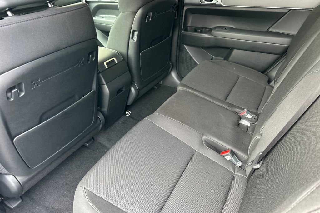 New 2026 Hyundai Santa Fe SE FWD image 9