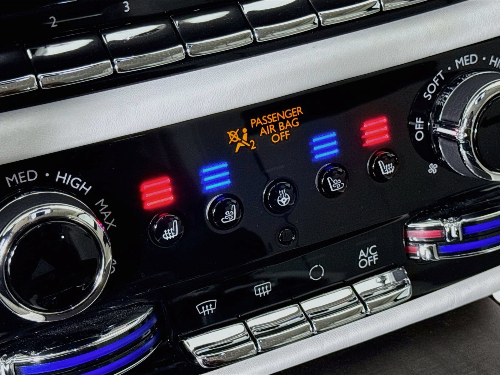 Certified 2024 Rolls-Royce Ghost AWD/4WD image 19