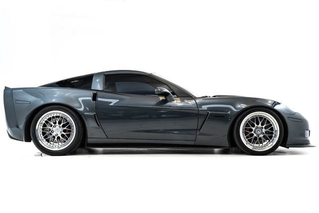 Used 2009 Chevrolet Corvette Z06 w/ Preferred Equipment Group image 5