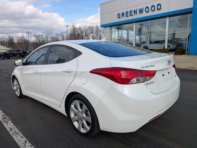 Used 2013 Hyundai Elantra Limited image 3