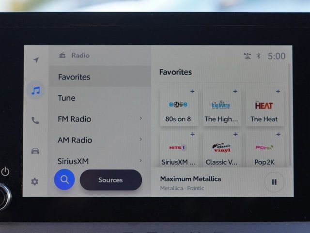 Used 2024 Toyota Prius LE image 19
