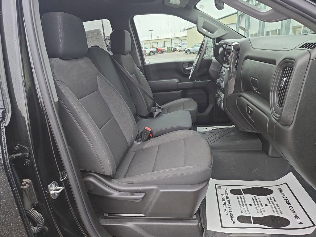 Used 2024 Chevrolet Silverado 2500 Custom w/ Custom Convenience Package image 17